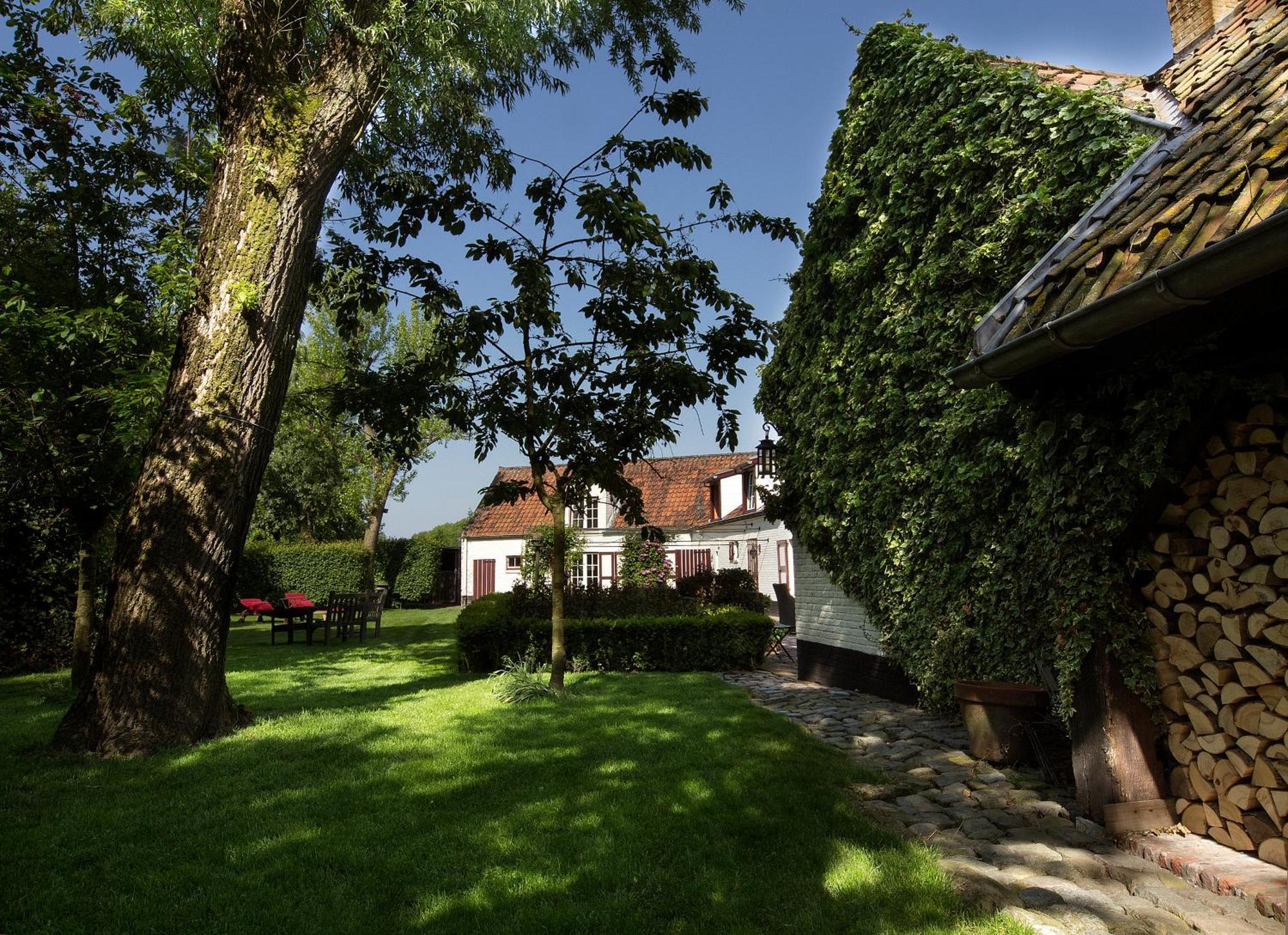 B&B Pronkenburg Brujas Exterior foto